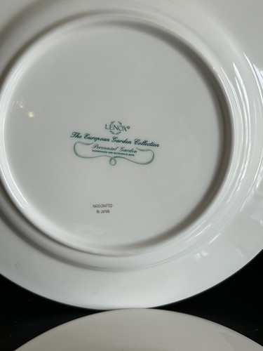 Lenox European Garden Perennial Garden Floral Salad Plates Wicker Caddy set of 4 - Picture 5 of 6