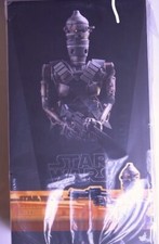 Hot Toys Star Wars: The Mandalorian - IG-11 1/6th Scale Collectible Figure