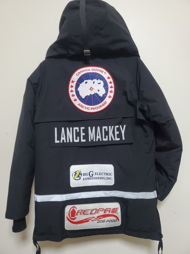 Lamce Mackey Canada Goose Jacket (M) - Picture 9 of 15