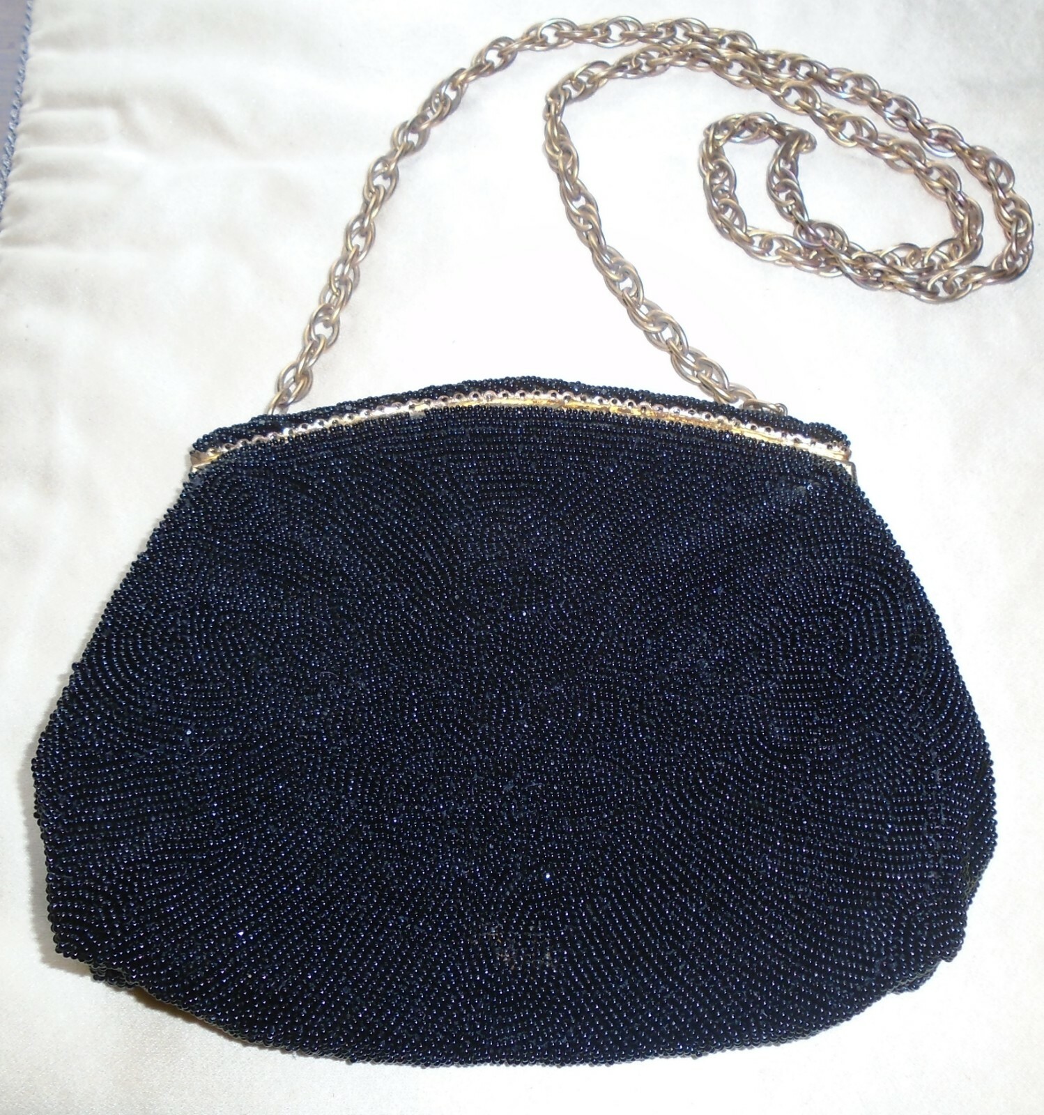 VINTAGE 1940s 50s BLACK BEADED EVENING HANDBAG PU… - image 4