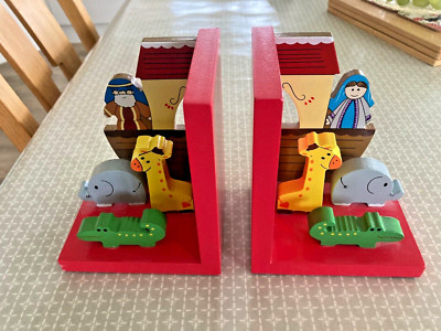 Book Ends Noah's Ark Red with Animals