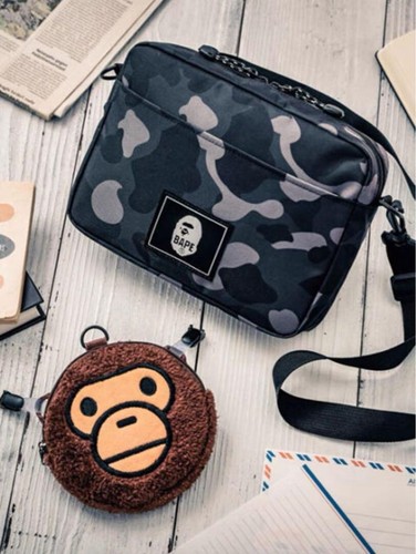 BAPE KIDS A Bathing Ape CAMO Shoulder Bag & Milo Pochette Set AUTUMN WINTER 2022 - Picture 2 of 6
