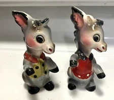 Artmark Originals Vintage Dancing Donkeys Salt Pepper Shakers Ceramic Kitsch