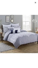 Royal  Heritage Home Chelsea Twin Duvet Cover Set Blue/White 2 Pcs NEW