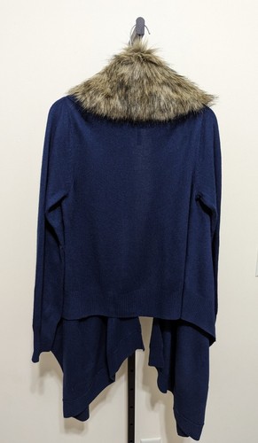 BCBG Maxazria Women's Orient Blue Faux Fur Collar Sweater Cardigan Cashmere M/L - Picture 11 of 12