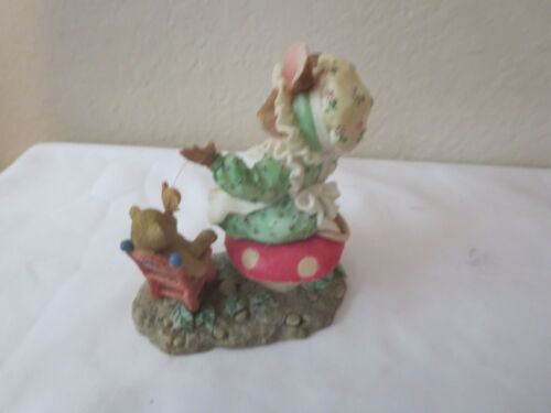 Enesco Priscilla Hillman Little Miss Muffet Mouse Tales by Enesco 160660 Box - Picture 4 of 4