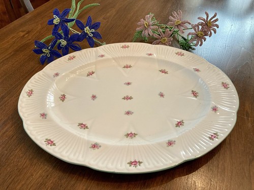 Shelley Rosebud Pattern 13426 Bone China Dainty Shape 14 3/4” Platter - Picture 1 of 6