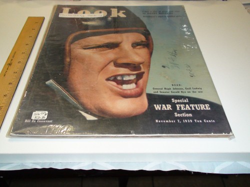 Look Magazine November 7, 1939 - Special War Feature Section - Picture 3 of 5
