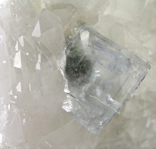 BRILLIANT ICE-BLUE PHANTOM FLUORITE CRYSTALS ON CASTLE QUARTZ, YAOGANGXIAN - Picture 3 of 3