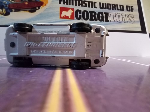 Corgi #509 Porsche Targa 911S For Display - Picture 3 of 8