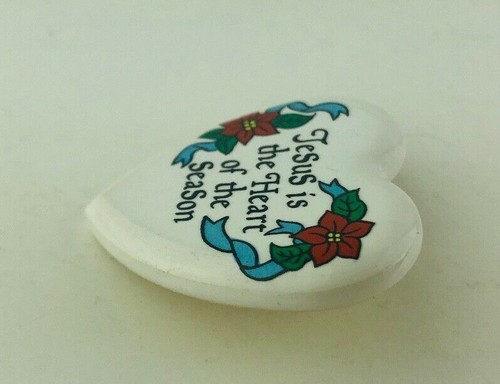 Keramik Jesus ist das Herz der Jahreszeit Anstecknadel Brosche Weihnachtsstern Herzform - Bild 2 von 4