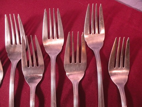 Set Of 8 Towle Supreme Cutlery Stratford Stainless Salad Forks 6 ½” Japan - Picture 3 of 7