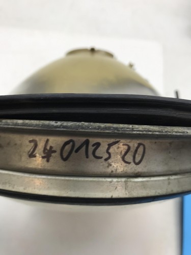 Scheinwerfer Bosch mit NOS Reflektor für Mercedes W110 - Picture 4 of 4