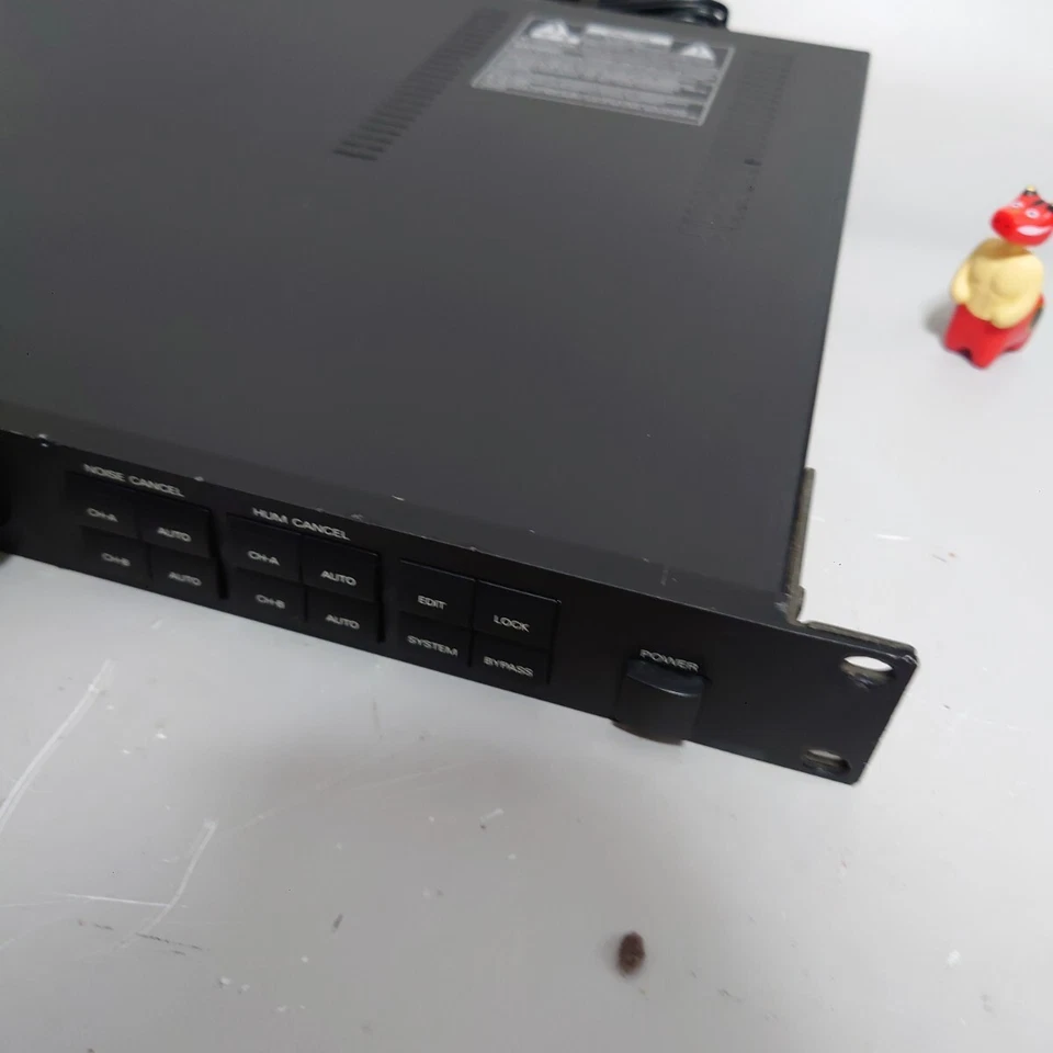 ROLAND SN-700 NOISE HUM ELIMINATOR good condition free shipping from japan - Image 2 of 4