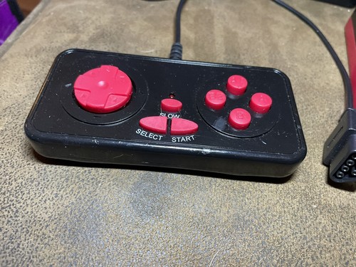 Retro-Bit Entertainment Console Red & Black Edition (Nintendo) - Picture 3 of 5