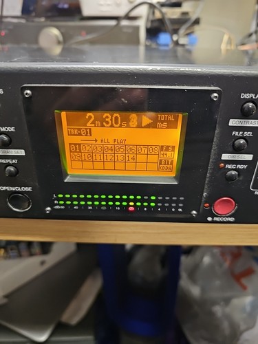 Fostex CR500 CD-R/RW Master Recorder, rack mount-plays disc-not fully Tested. - Picture 12 of 23