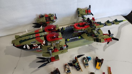 LEGO CHIMA: Cragger's Command Ship 70006 USED - Picture 2 of 8