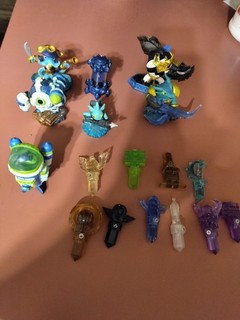 skylanders figures
