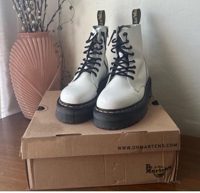 Dr. Martens Jadon White Leather Platform Ankle Lace-Up Boots US 7 EU 39
