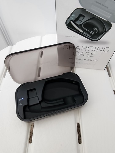 Plantronics Voyager Legend + Charge Case + Dock Bundle - 第 4/8 張圖片