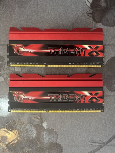 G.Skill PC3-19200 16 GB (x2) DIMM 2400 MHz DDR3 SDRAM Memory (F3-2400C10D-16GTX) - Picture 1 of 3