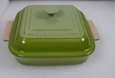 LE CREUSET HERITAGE COVERED RECTANGULAR CASSEROLE DISH 08-47 AVOCADO GREEN 9 X 9