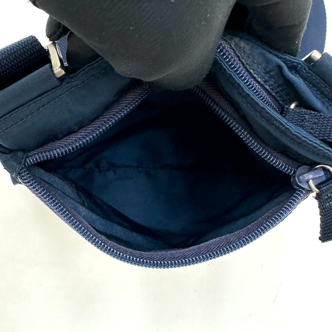 PRADA Nylon Triangle Logo Shoulder Bag Vintage Navy Authentic Crossbody Bag thumbnail 12