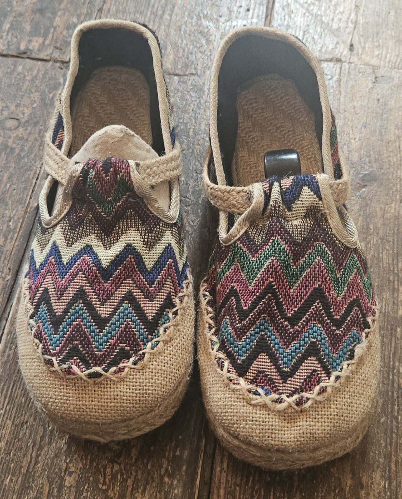 SAOLA Bellissimi sandali piatti espadrillas a zig zag intrecciati multicolore s.6 suola in gomma.
