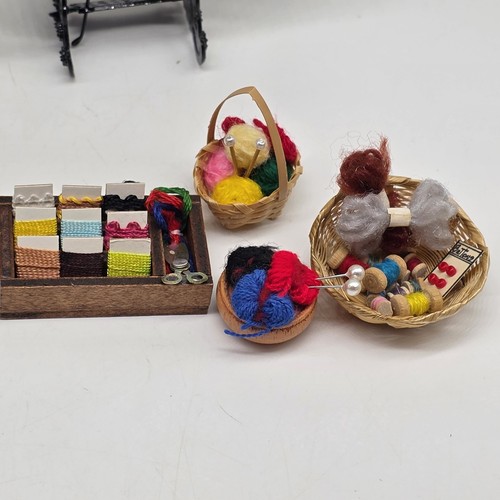 Nähen Basteln Zimmer Puppenhaus Miniaturen Garn Stricken Häkeln Stoff Bolzen - Bild 22 von 24
