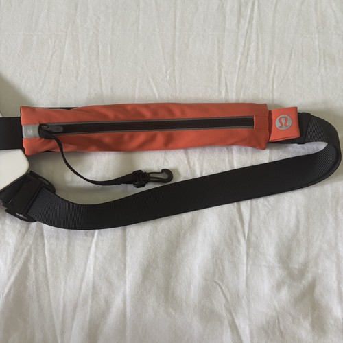 Lululemon Fast Free Run Belt *Mini Bag Size WMCO/BLK Orange Black Size S/M - Picture 5 of 6