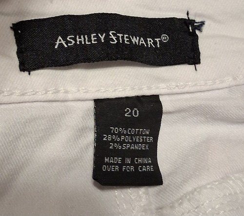 Ashley Stewart Women’s White Knee Length Skirt Size 20 Stretch Slit - Picture 10 of 10