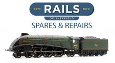 HORNBY 'OO' GAUGE R2340 BR GREEN 4-6-2 CLASS A4 60031 'GOLDEN PLOVER'