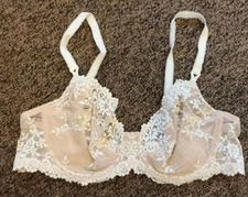 New Wacoal Embrace Lace Underwire Bra  - Size 38C - Sand / Ivory - # 65191