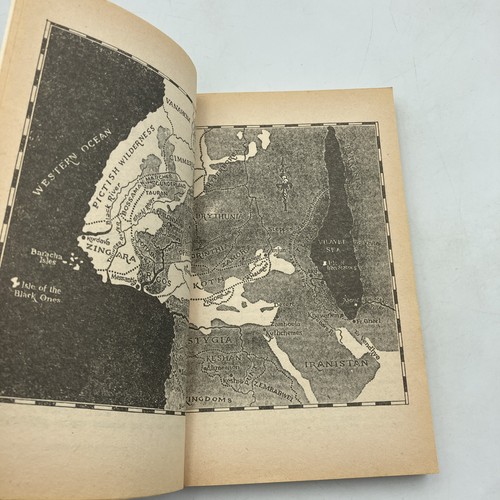 Conan Books Bundle X 2 Robert E. Howard, L. Sprague de Camp Lin Carter Sphere - Picture 18 of 19