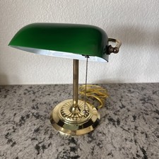 Emerald Green Glass Shade Brass Base Vintage Banker Lamp Pull Chain