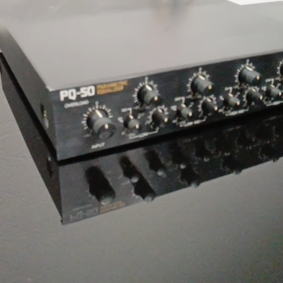 BOSS PQ-50 パラメトリックイコライザー ラック型 BRA-100付き BOSS PQ-50 Parametric Equalizer 4 Band Rackmount Vintage with PSU