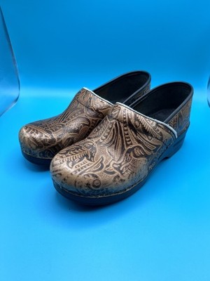 DANSKO Paisley Professional Size 9.5-10 EU 40 Brown Tooled Leather Western Clogs