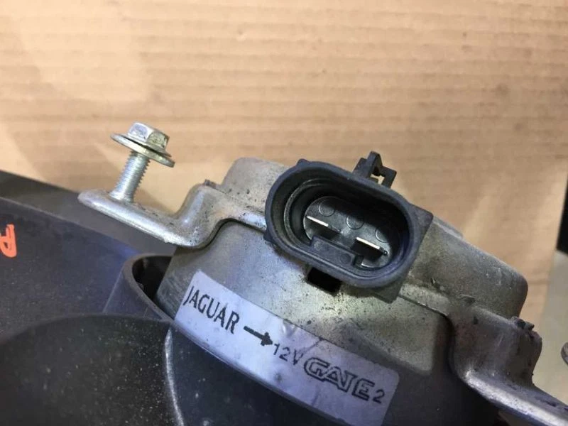 Motor y cuchilla ventilador derecho derecho usado Jaguar XJ8 98-03 4,0 L  Foto 3 de 4