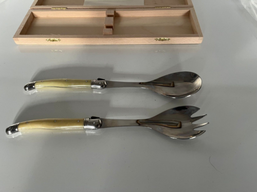 LAGUIOLE SERVING SET BOXED BY JEAN DUBOST. FRANCE - Picture 2 of 4