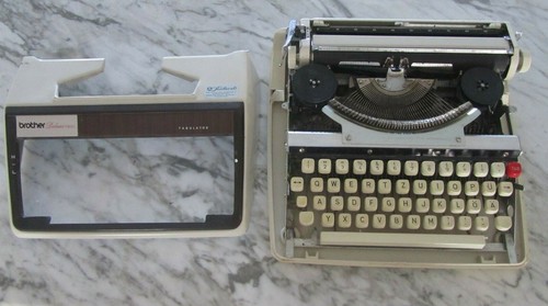 Vintage Brother Deluxe 1300 Tabulator Portable Typewriter W Case - Picture 4 of 12