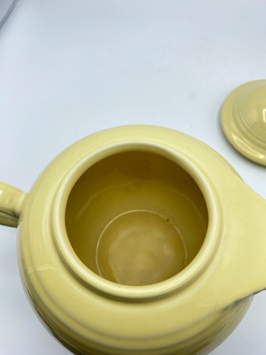 Fiesta Ware Light Yellow Teapot Retired Round Kettle Handle With Lid - Picture 6 of 14