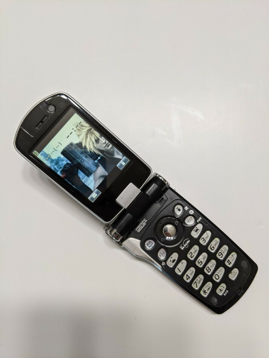 FOMAP900iV /クラウドブラック ファイナルファンタジー 内蔵　スタンド FOMA P900iV Cloud Black Final Fantasy VII Advent Children