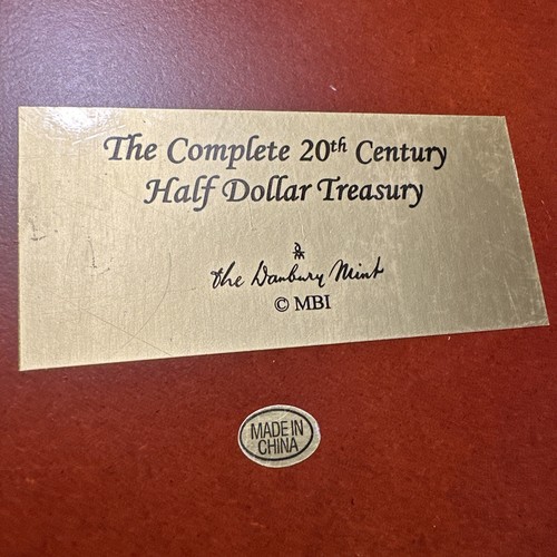 Danbury Mint Coin Box The Complete 20th Century Half Dollar Treasury No Keys - Picture 15 of 17