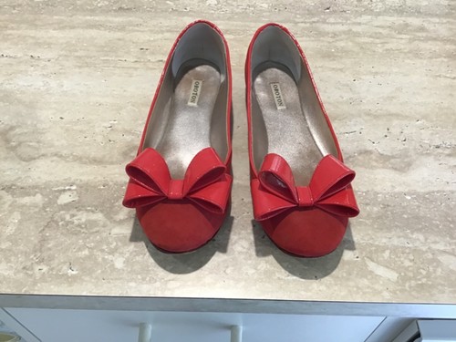 OROTON BALLET FLATS w BOW. Red Suede. size 39.5.....8 1/2