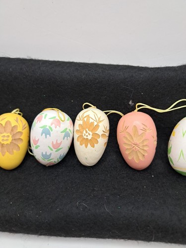 Uovo di Pasqua Ornamenti Legno Vintage Piccole Uova Pastelli Dipinto a Mano 1,5 in - Foto 3 di 5
