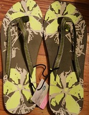 NEW Womens Summer Comfort Casual Thong Flat Flip Flops size S green floral