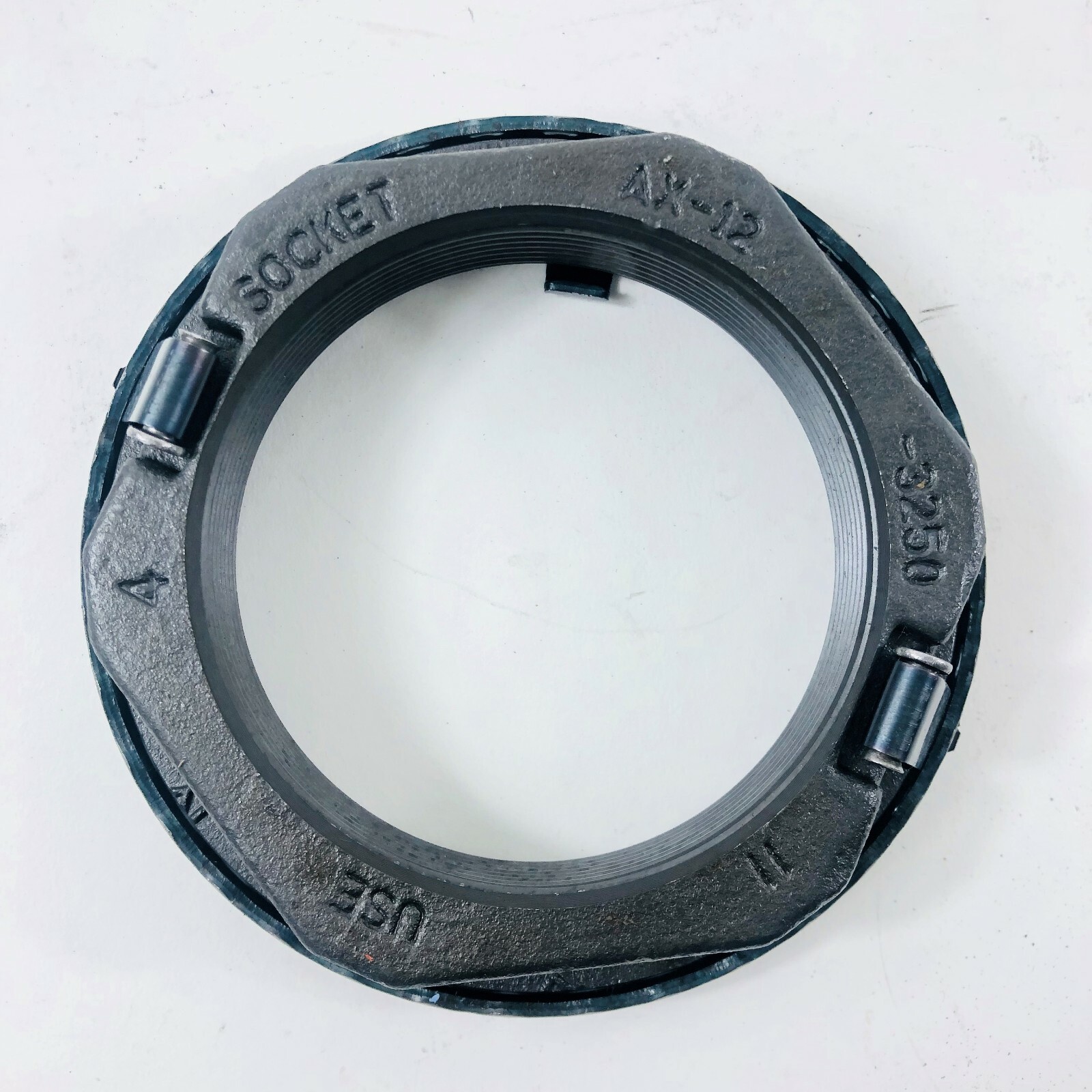 FREIGHTLINER MF/39043 WHEEL BEARING NUT OEM, COARSE THREAD, SOCKET SIZE