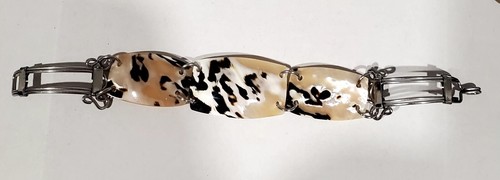 Shell Bracelet Iridescent Silver Tone 3 Whelk Sigua Magpie Link Panels 7 inch - Picture 1 of 7