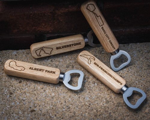 Abrebotellas Hecho a Mano Madera Pista de Carreras F1 Personalizado - Regalo Novedad - Imagen 4 de 8