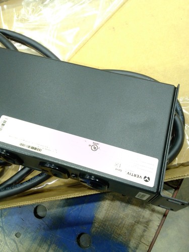 New Vertiv Geist VRELN080-103C13TL6 8-Outlets PDU (Power Distribution Unit) - Picture 1 of 7